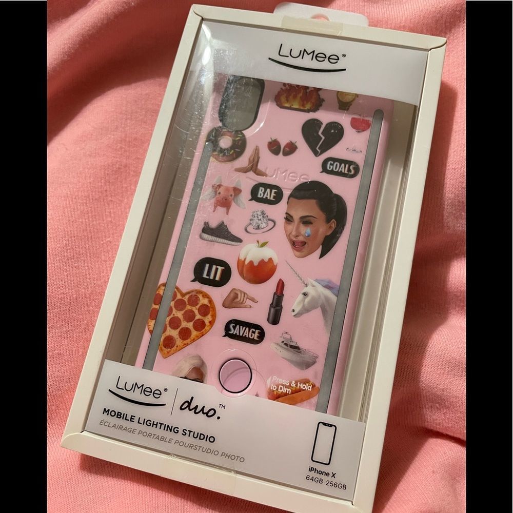 LuMee iPhone X mobile lighting case